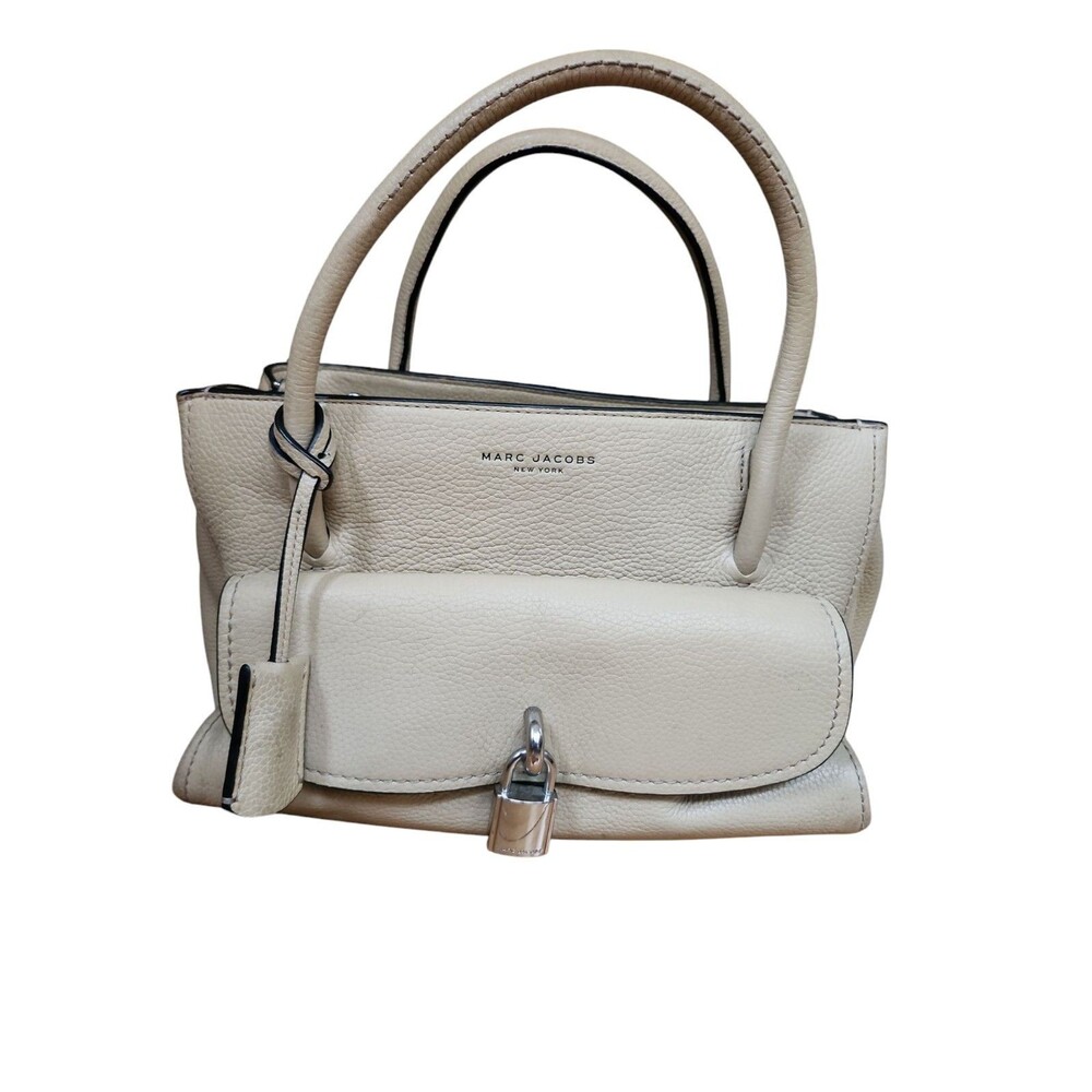 Marc Jacobs Classic Beige Lock That Leather Tote 11X7X4 Everyday Neutral Purse